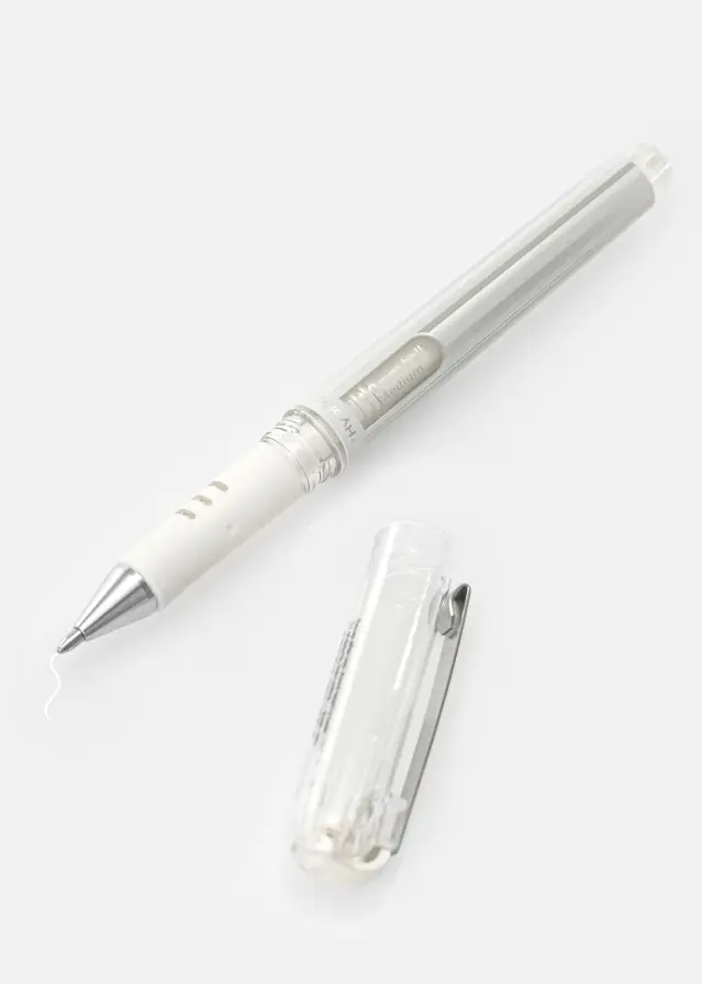 Pentel K230-WO - Metaliczny Biały Pisak do albumów - 1 mm